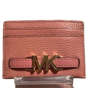 Michael Kors Reed Large Pebbled Leather Card Holder in Primrose | NEW/NWT!! 🩷🩷